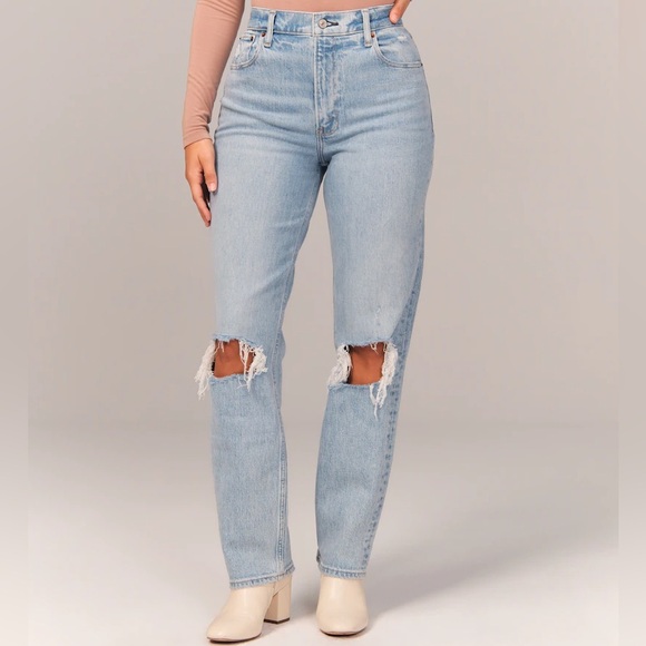 Abercrombie & Fitch Denim - Abercrombie&Fitch Curve Love Ultra High Rise 90s Straight Jean MEDIUM DESTROY 26